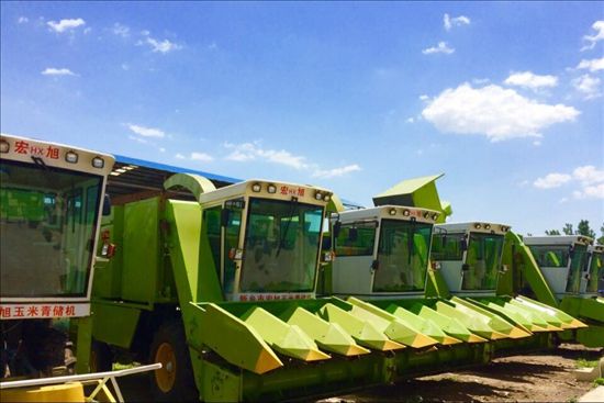 自走式玉米青儲機 自走式玉米青儲機