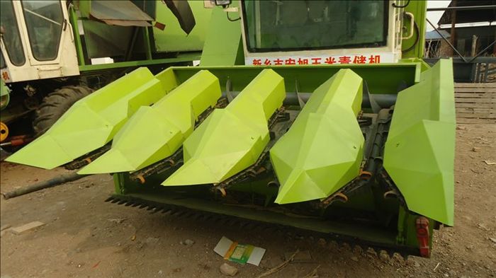 玉米收獲機 玉米收獲機
